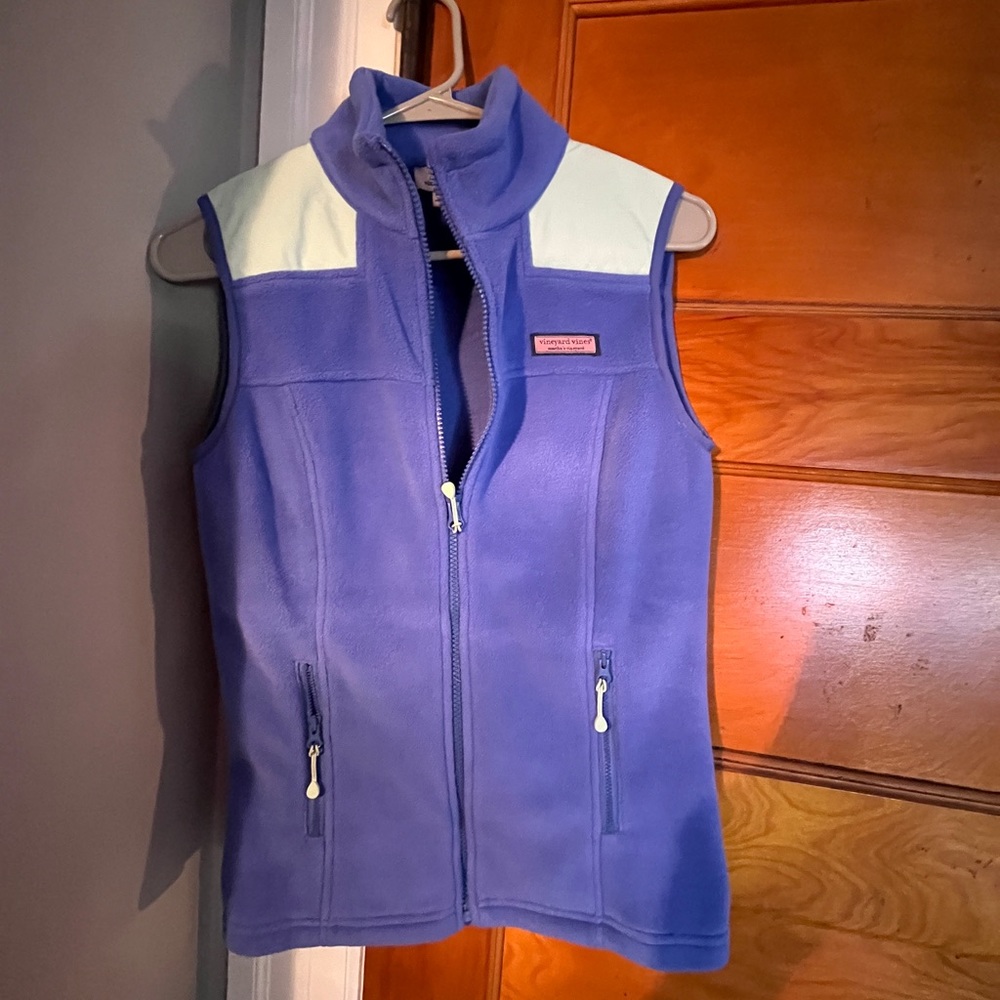 Vineyard vines vest